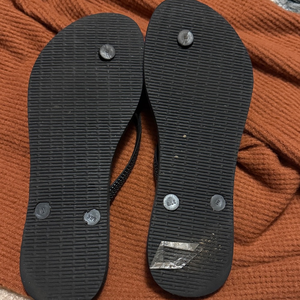 Havaianas Black and Gold Women's Flip Flops, crystal flower design - Picture 5 of 8